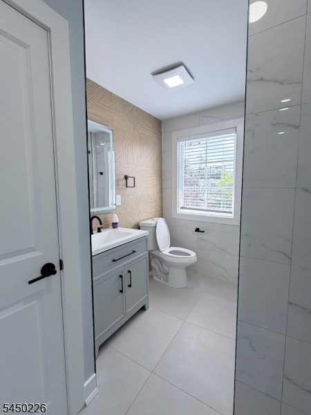 8 Essex Street Nutley NJ 07110