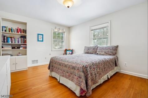 61 Western Drive Millburn NJ 07078