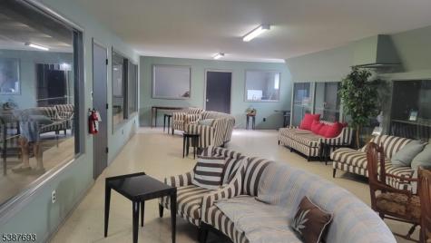292 W Mill Road Washington NJ 07853