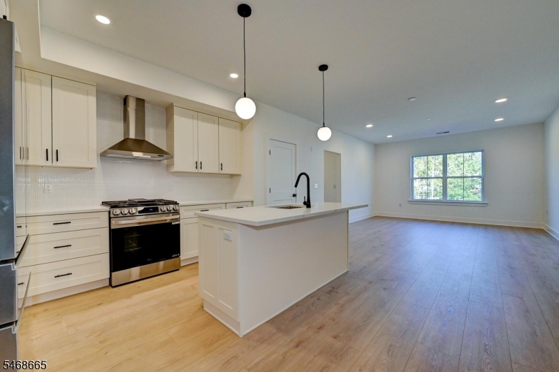 20 Encampment Court 111 Montville NJ 07082