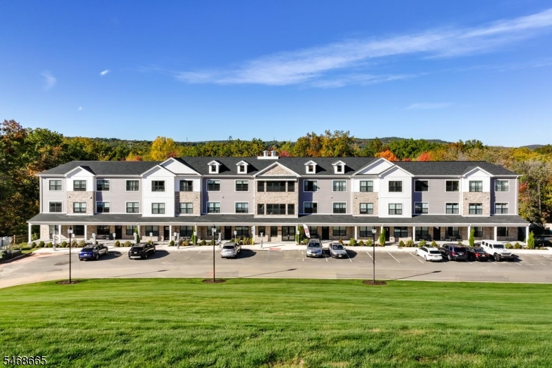 20 Encampment Court 111 Montville NJ 07082