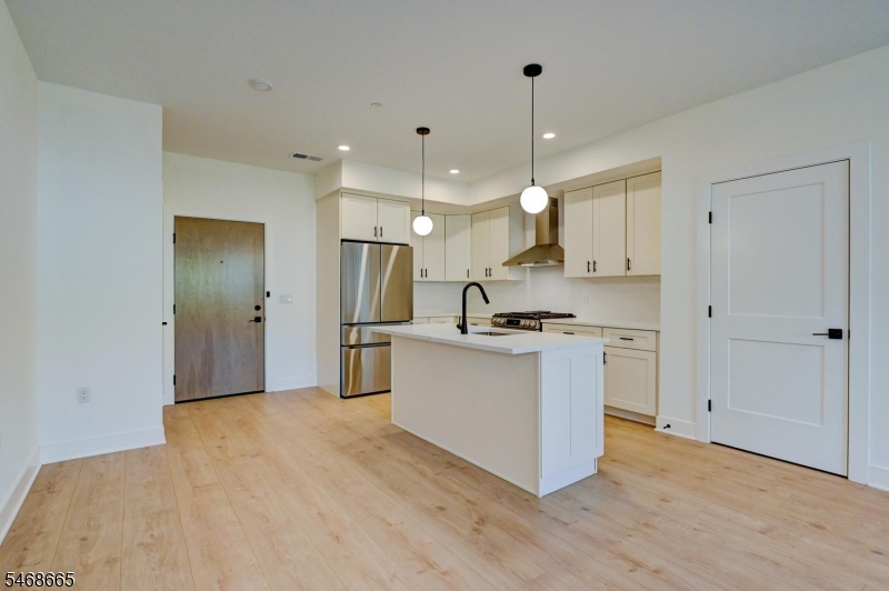 20 Encampment Court 111 Montville NJ 07082