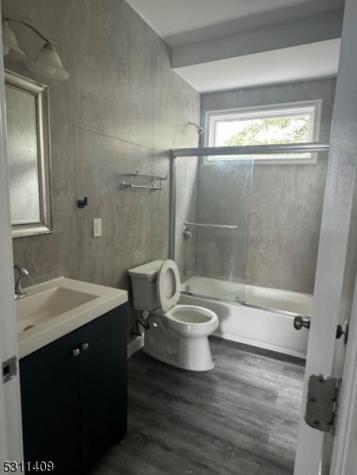 4 Winans Street East Orange NJ 07017