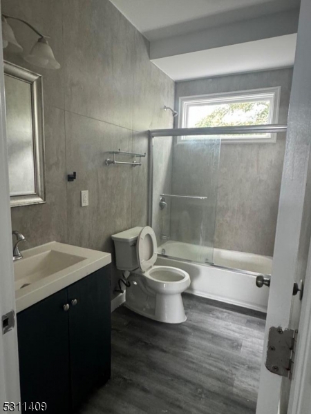 4 Winans Street East Orange NJ 07017
