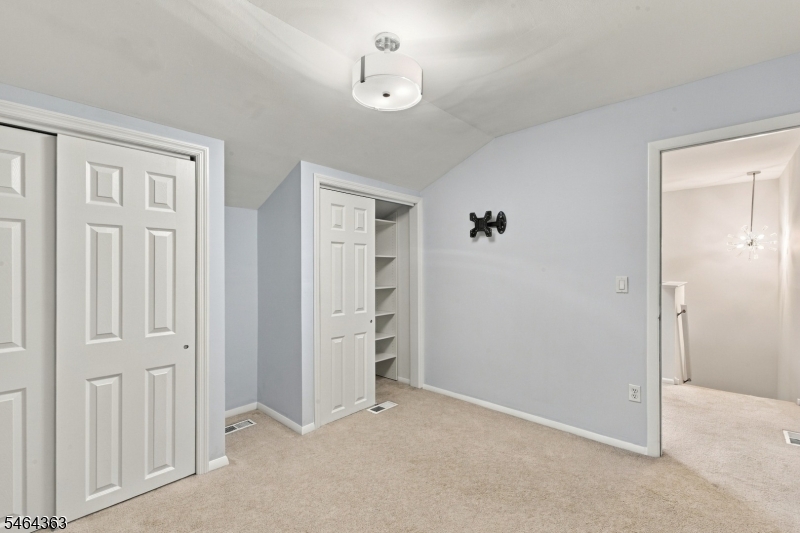 78 Sage Court Bedminster NJ 07921