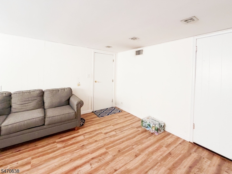 22 W Mcclellan Avenue Livingston NJ 07039