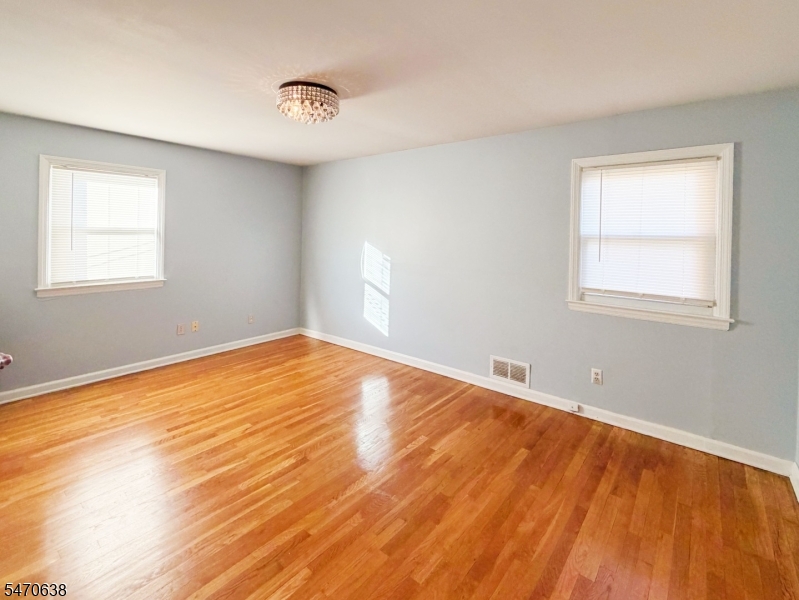 22 W Mcclellan Avenue Livingston NJ 07039
