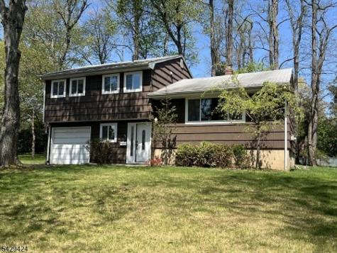 56 Fairway Drive East Hanover NJ 07936
