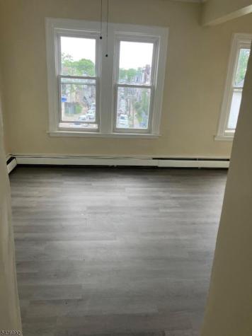 1023 Clinton Avenue Irvington NJ 07111