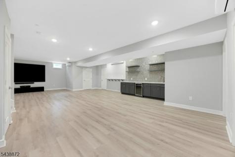 4 Dirlam Drive Florham Park NJ 07932