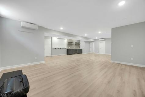 4 Dirlam Drive Florham Park NJ 07932