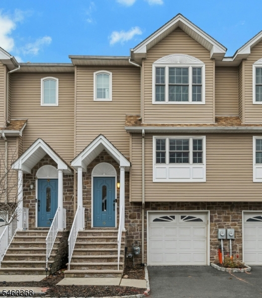 102 Montgomery Stunit15 Bloomfield NJ 07003