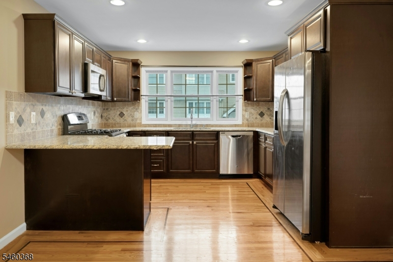 102 Montgomery Stunit15 Bloomfield NJ 07003