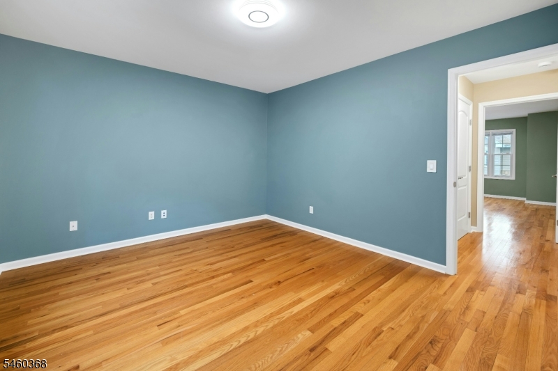 102 Montgomery Stunit15 Bloomfield NJ 07003