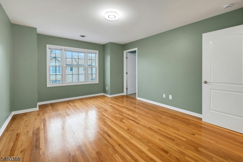102 Montgomery Stunit15 Bloomfield NJ 07003