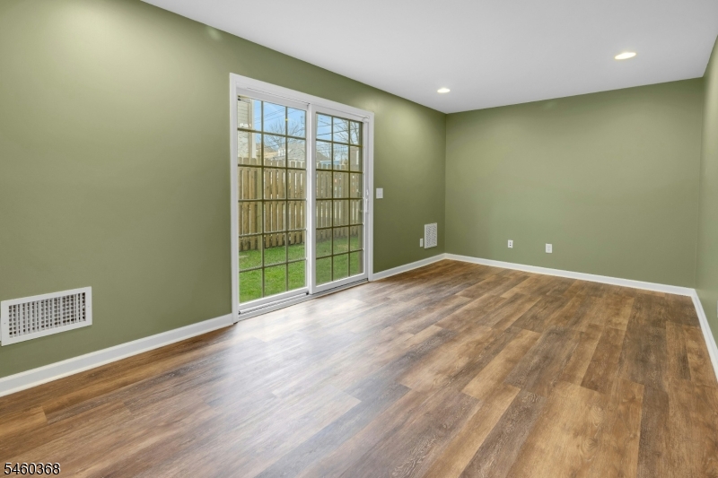 102 Montgomery Stunit15 Bloomfield NJ 07003