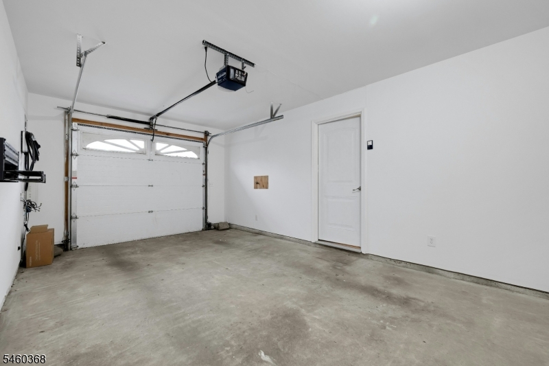 102 Montgomery Stunit15 Bloomfield NJ 07003