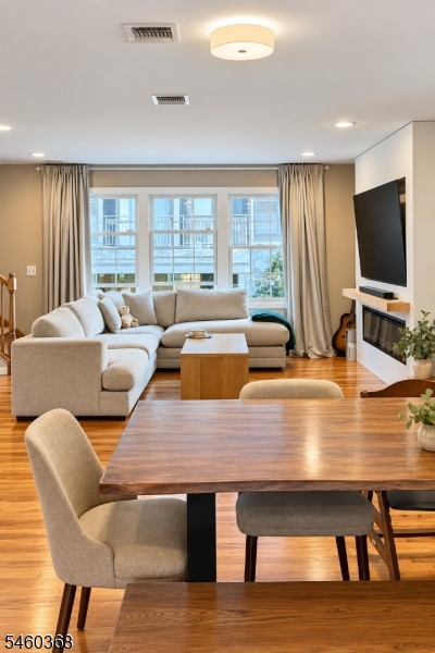 102 Montgomery Stunit15 Bloomfield NJ 07003