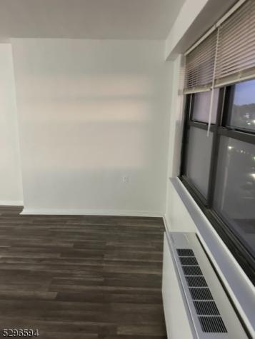 285 Aycrigg Avenue Passaic NJ 07055