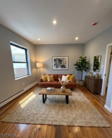 296 Renner Avenue Newark NJ 07112