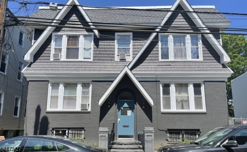 83 Aldine Street Newark NJ 07112