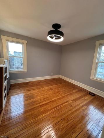 83 Aldine Street Newark NJ 07112