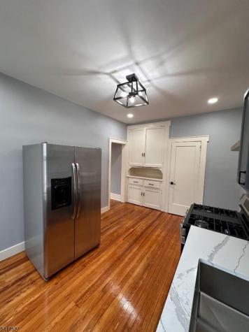 83 Aldine Street Newark NJ 07112
