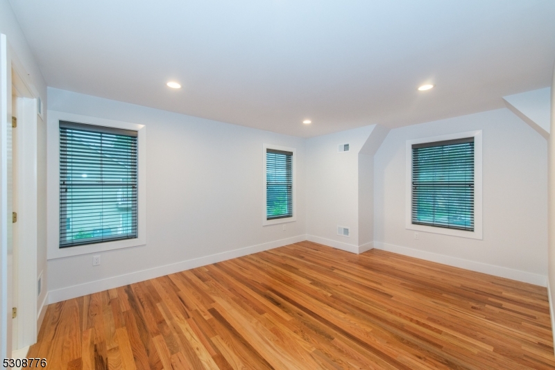 360 Orange Road Montclair NJ 07042
