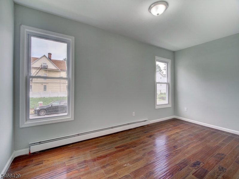 37 William Street East Orange NJ 07017