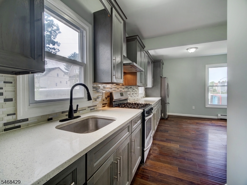37 William Street East Orange NJ 07017