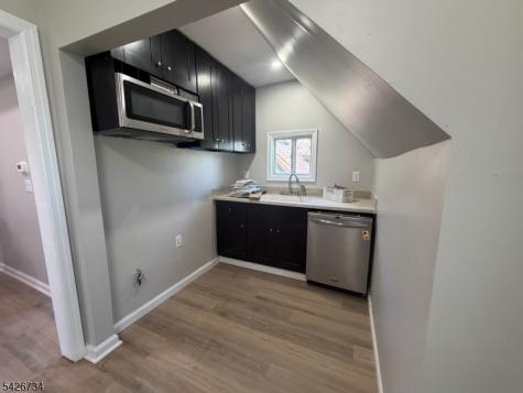 37 Mapes Avenue Newark NJ 07112
