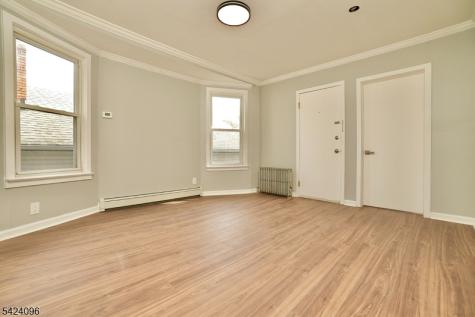 111 Willow Street Bloomfield NJ 07003