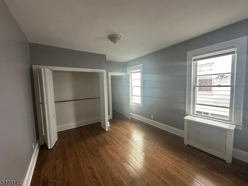 31 Cleveland Avenue Newark NJ 07106