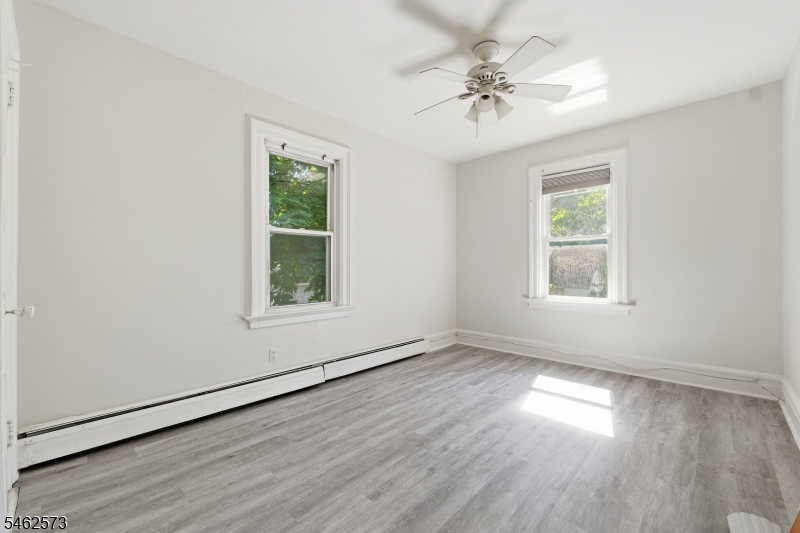 165 Centre Street Nutley NJ 07110