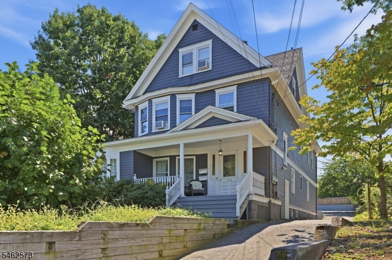 165 Centre Street Nutley NJ 07110