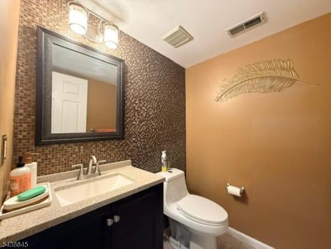 19 Spencer Street Franklin NJ 08873