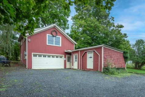 2 Hillcrest Avenue Peapack Gladstone NJ 07934