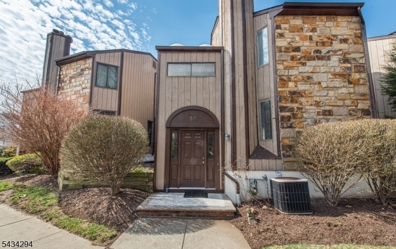 57 Edinborough Court Washington NJ 07840