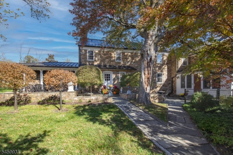 48 Harbourton Woodsville Road Hopewell NJ 08534