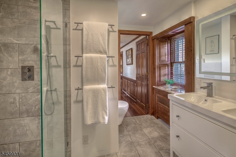 48 Harbourton Woodsville Road Hopewell NJ 08534