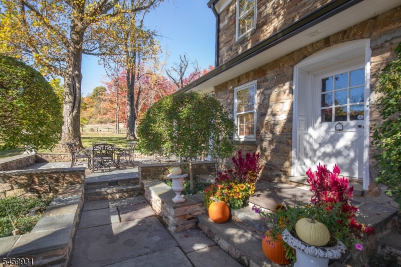 48 Harbourton Woodsville Road Hopewell NJ 08534