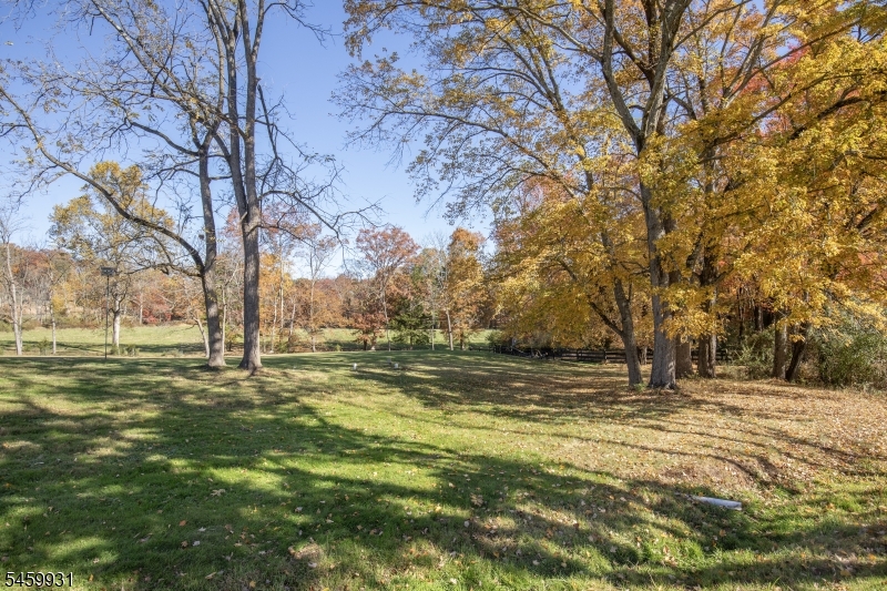48 Harbourton Woodsville Road Hopewell NJ 08534
