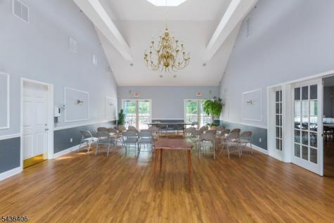 28 Devonshire Drive Clifton NJ 07013
