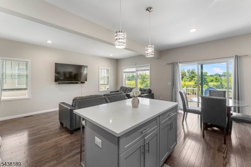 78 Valerie Drive Manville NJ 08835