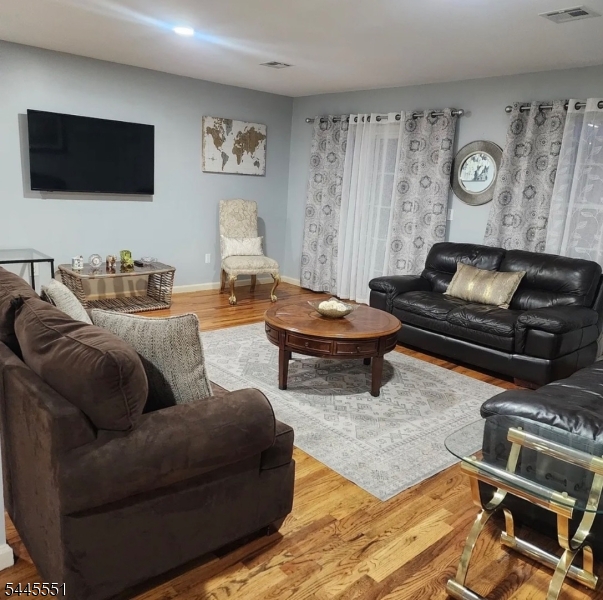 212 Astor Street Newark NJ 07114