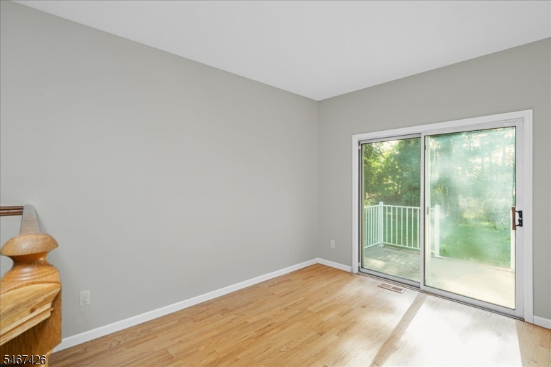 1802 Scarlett Drive Washington NJ 07840