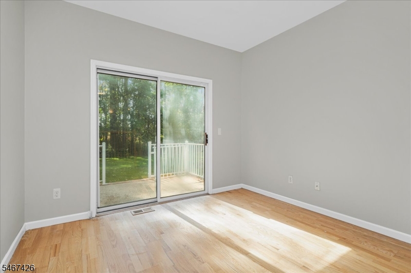 1802 Scarlett Drive Washington NJ 07840
