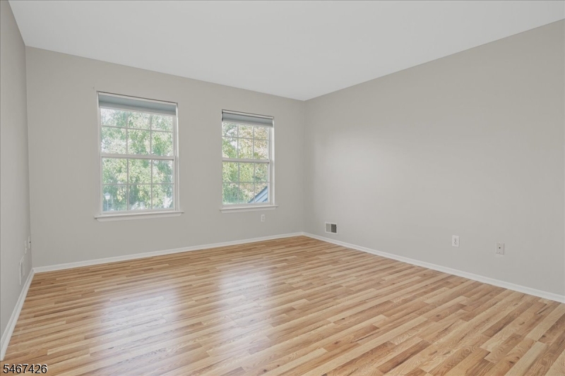 1802 Scarlett Drive Washington NJ 07840