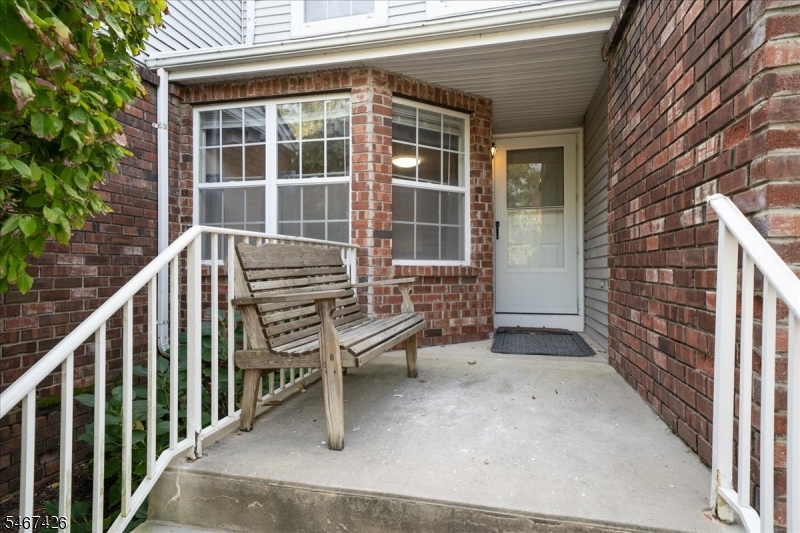 1802 Scarlett Drive Washington NJ 07840