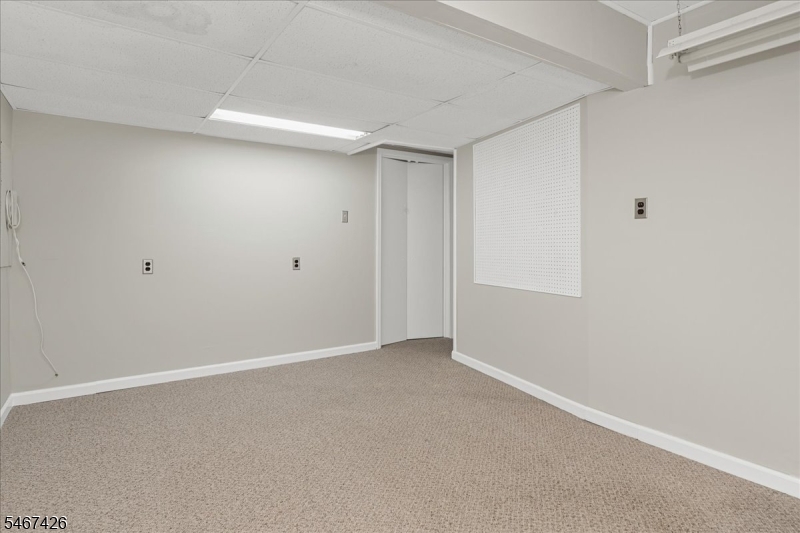 1802 Scarlett Drive Washington NJ 07840